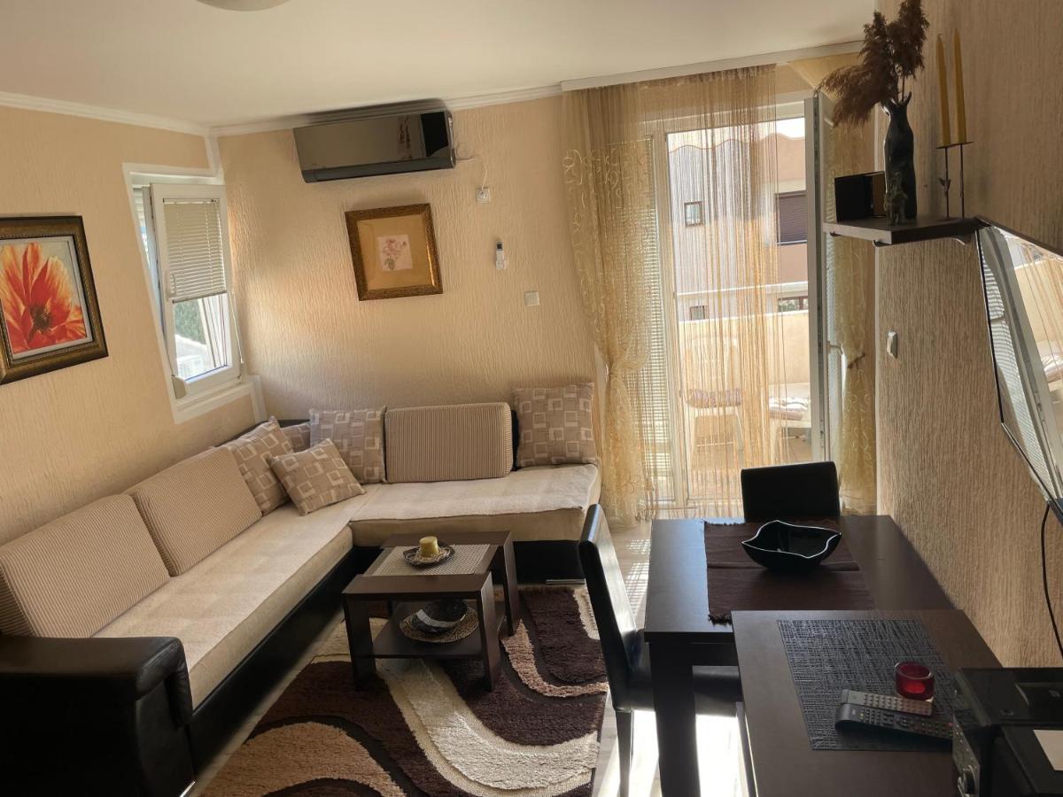 Studio Apartment For Rent In Budva Extérieur photo