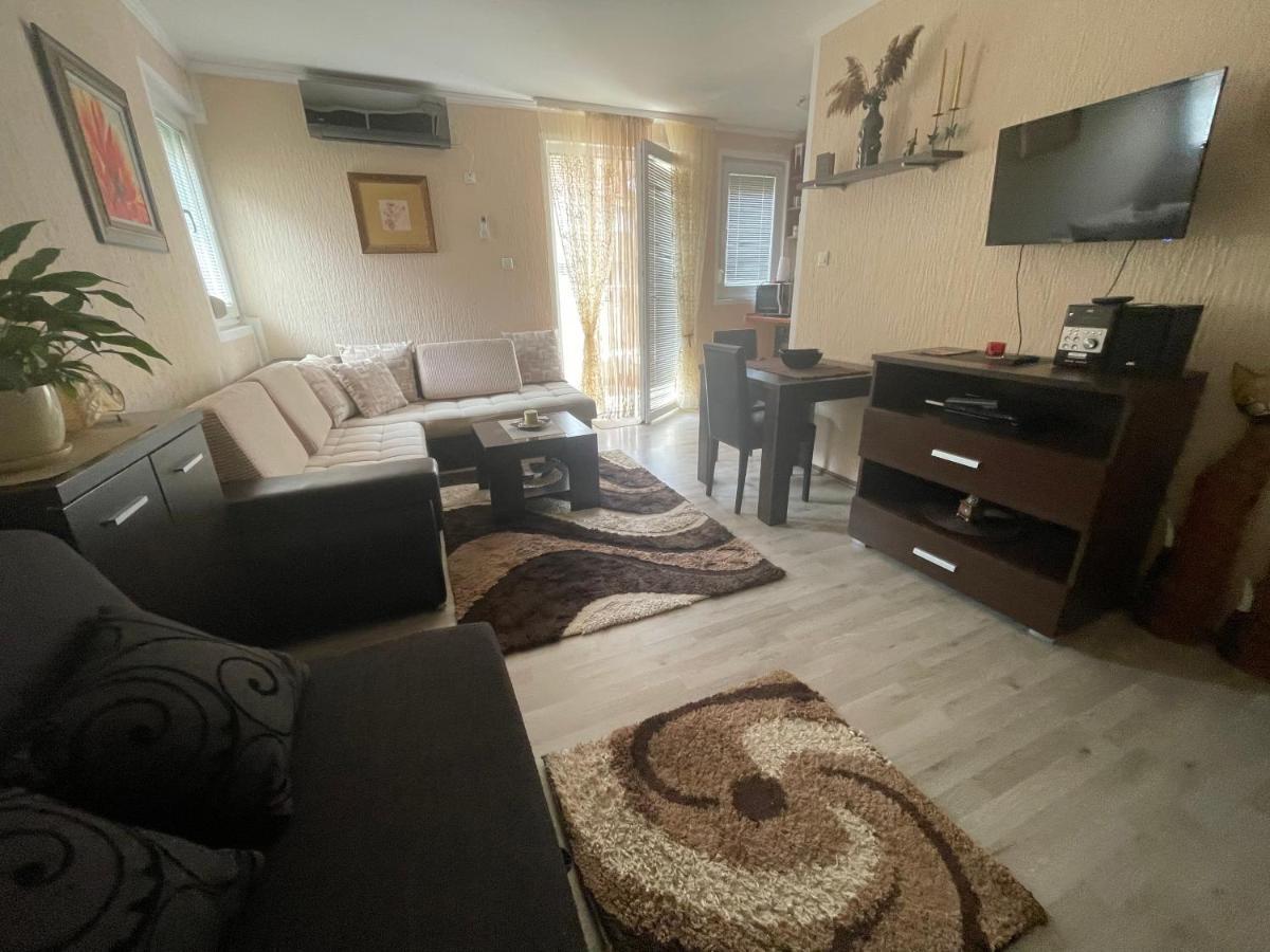 Studio Apartment For Rent In Budva Extérieur photo